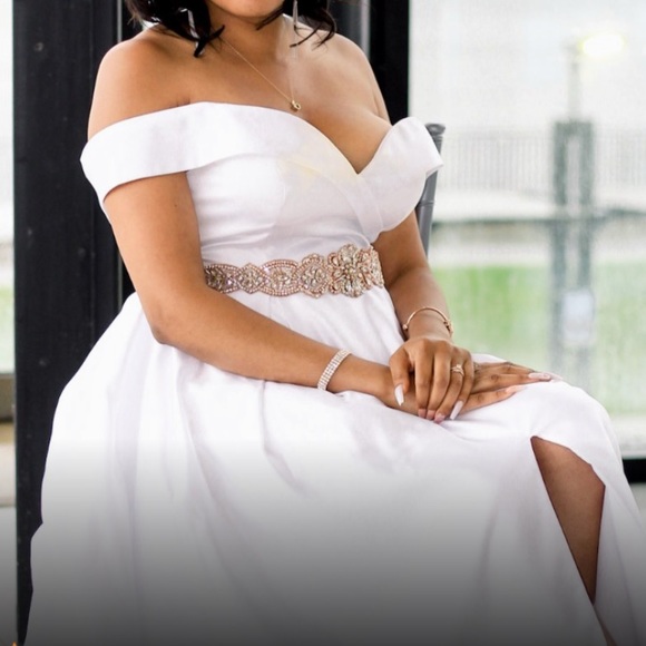 Off The Shoulder Long Satin Evening Gown Pleated Skirt with Pockets - Picture 4 of 5